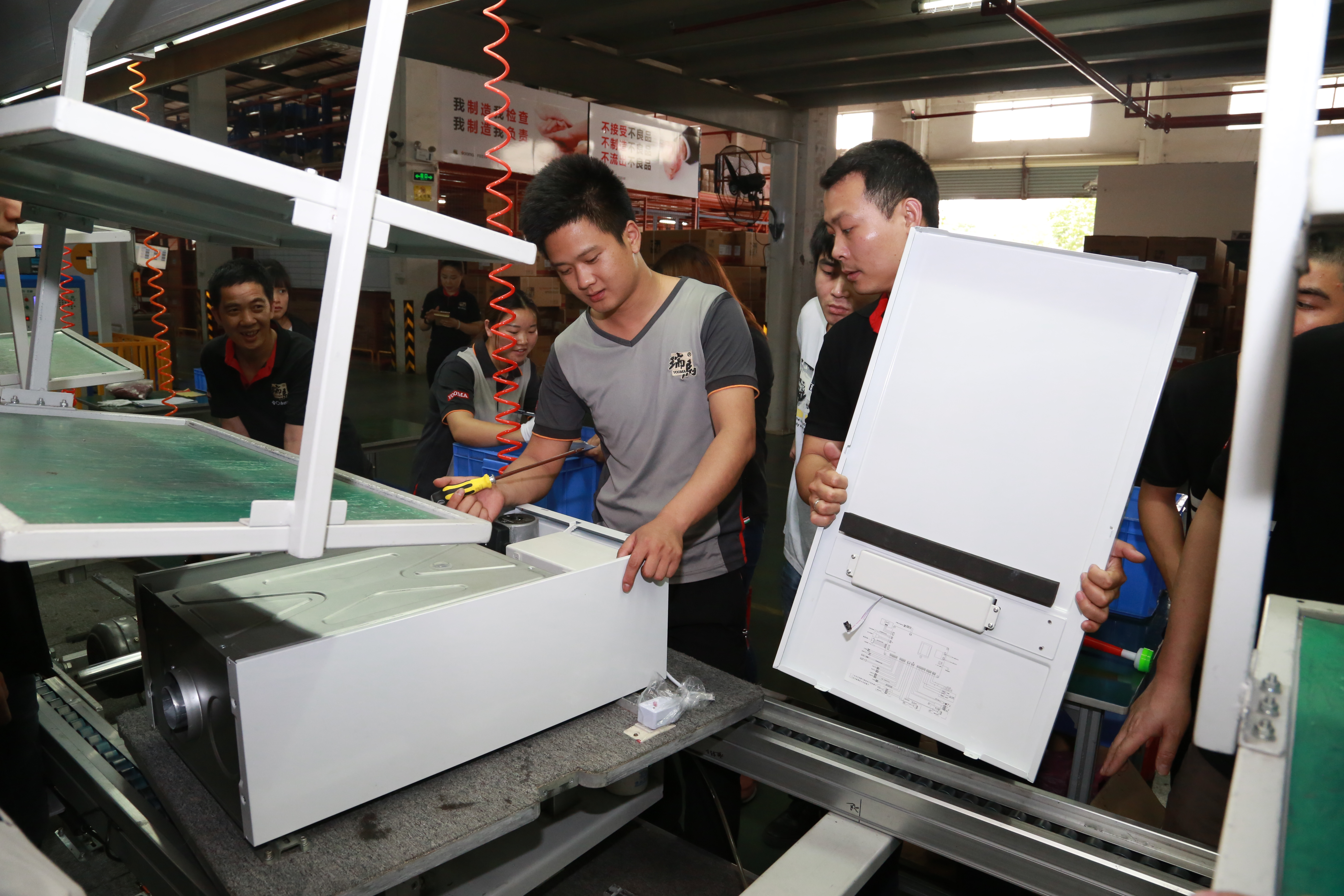 瑞馬壁掛爐廠家品質如何？今天小馬哥帶您走近了解！